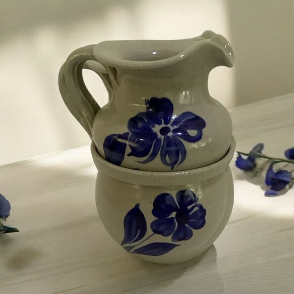 Stoneware Williamsburg Pottery Factory Creamer & Sugar Bowl Set Blue Floral - Picture 1 of 6